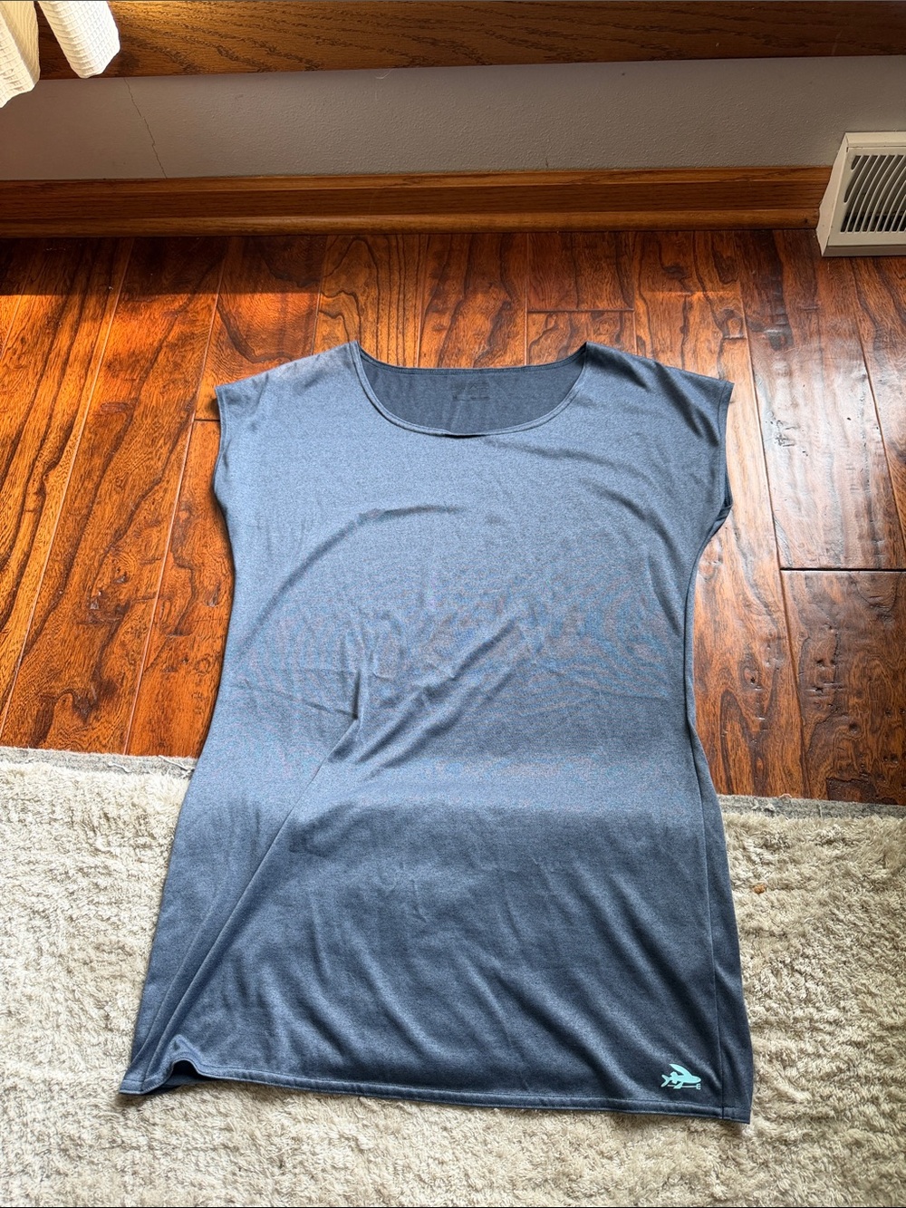 PATAGONIA Women's Gray Mountain Graphic Capilene Cool Daily Shirt Size M